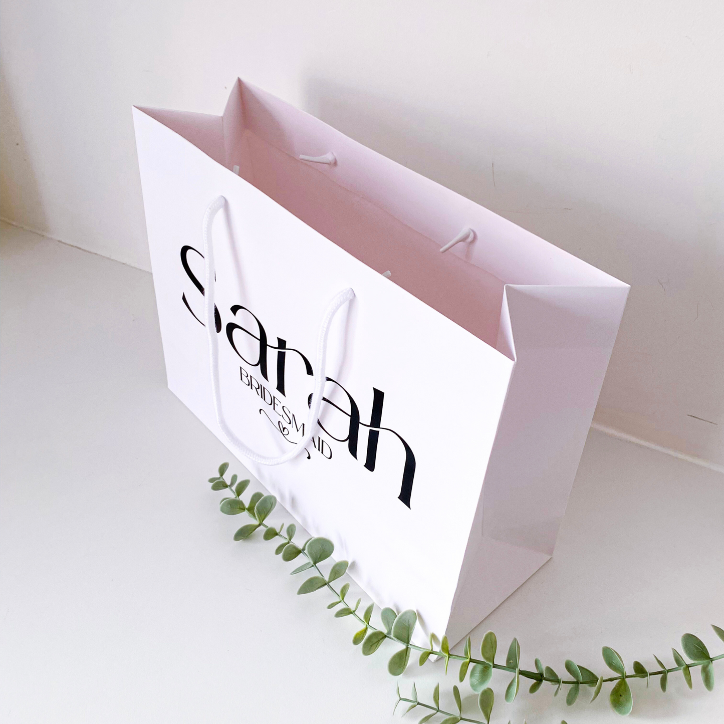 bridesmaid  white gift bag with name